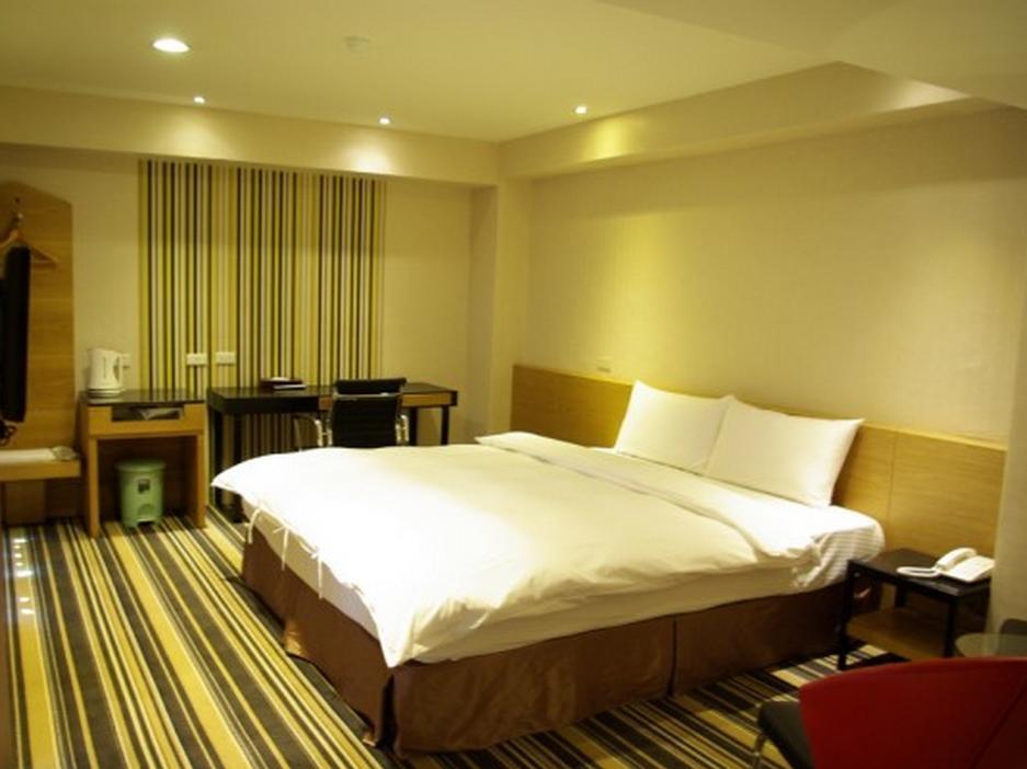 Country Garden Hotel Chiayi City Exterior foto
