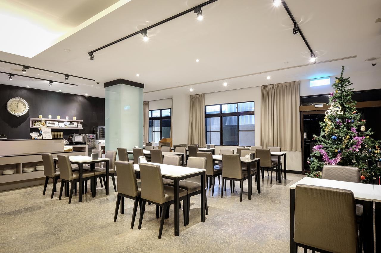 Country Garden Hotel Chiayi City Exterior foto