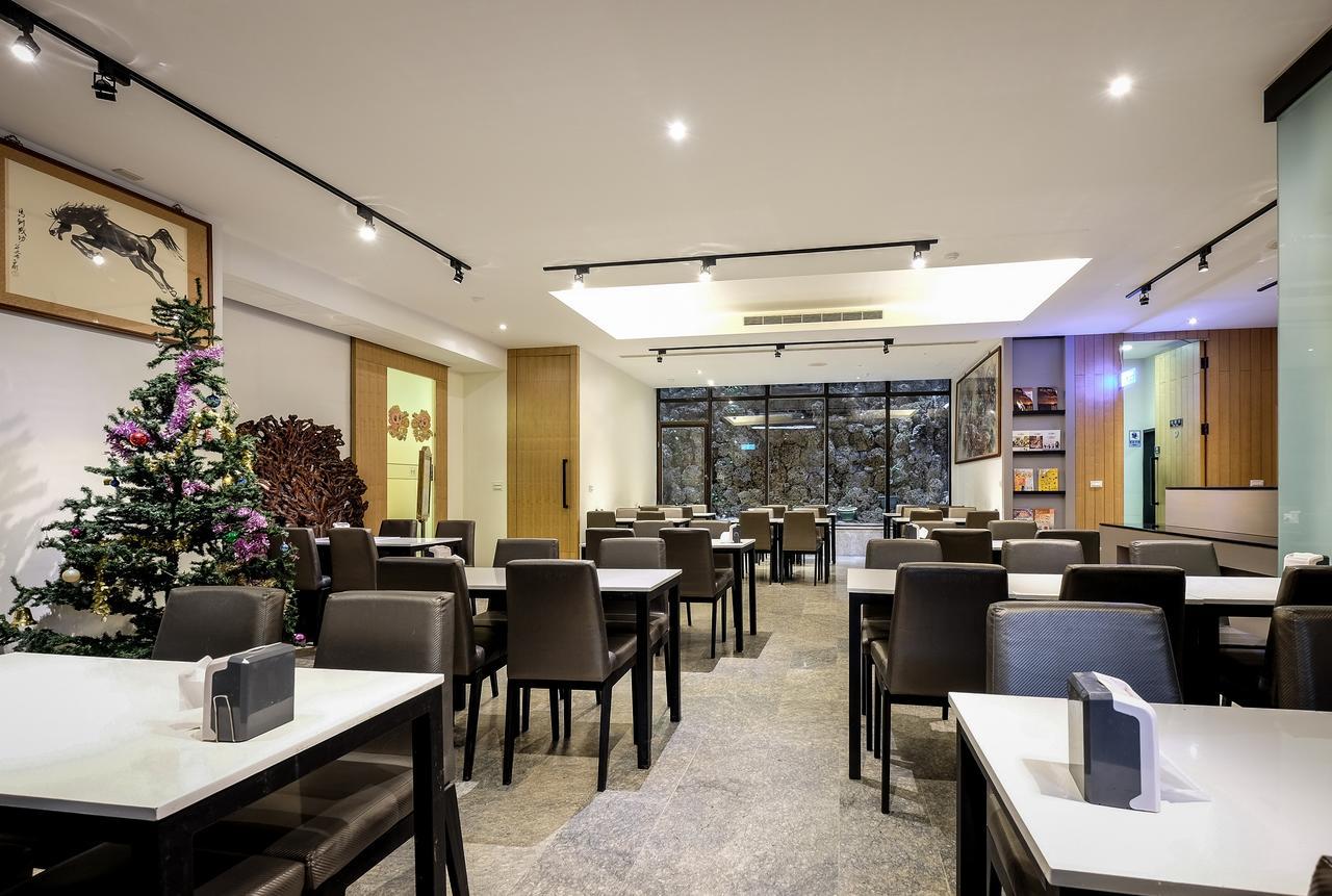 Country Garden Hotel Chiayi City Exterior foto