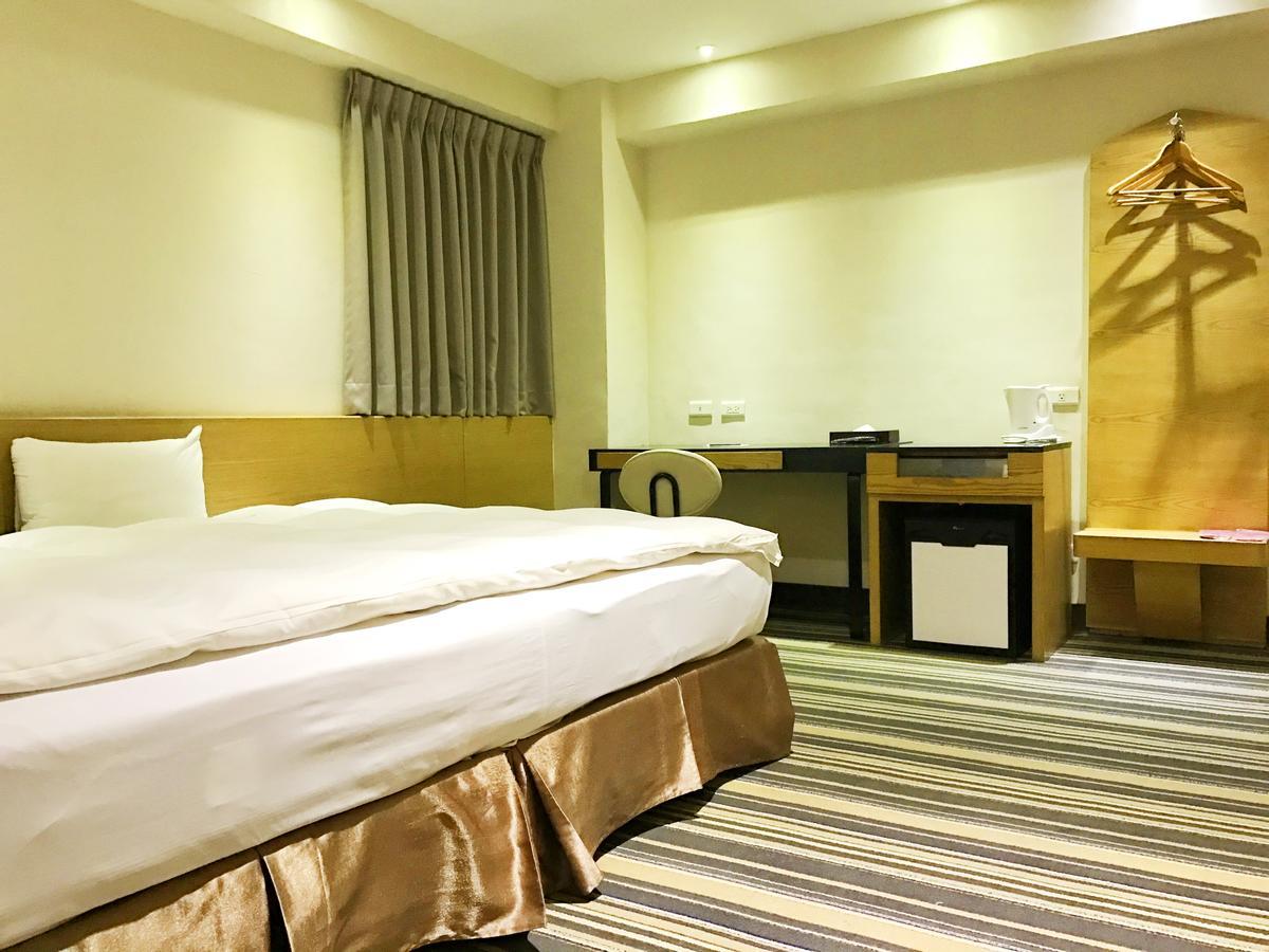 Country Garden Hotel Chiayi City Exterior foto
