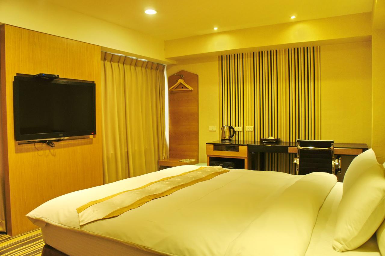 Country Garden Hotel Chiayi City Exterior foto