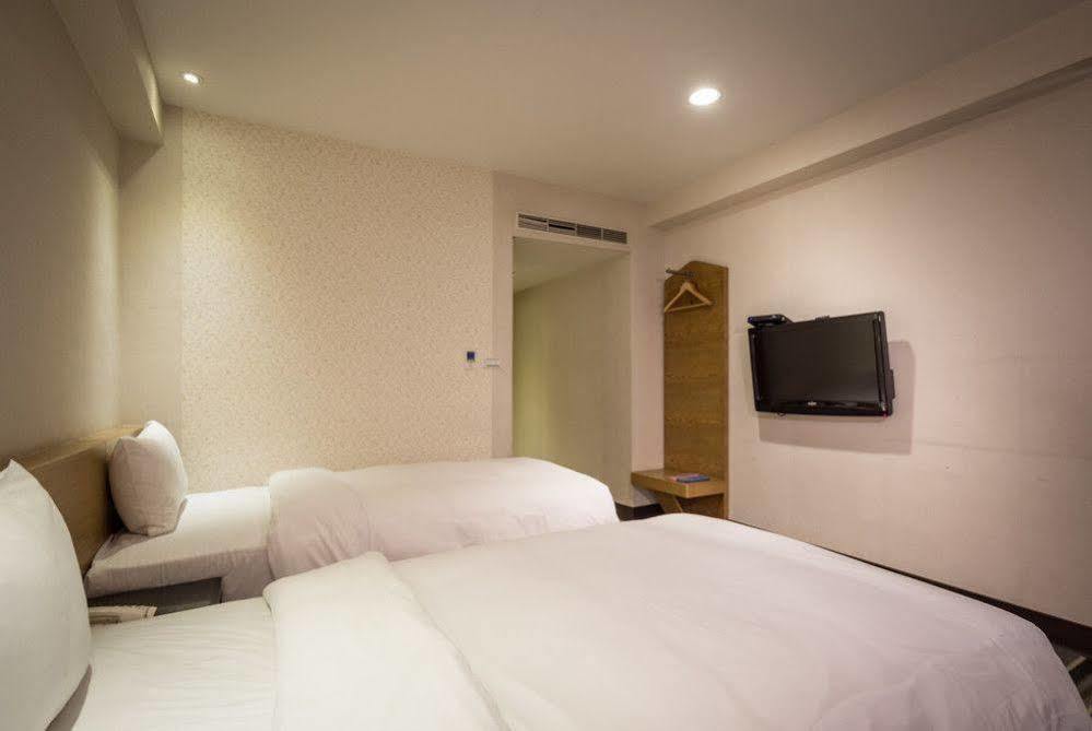 Country Garden Hotel Chiayi City Exterior foto