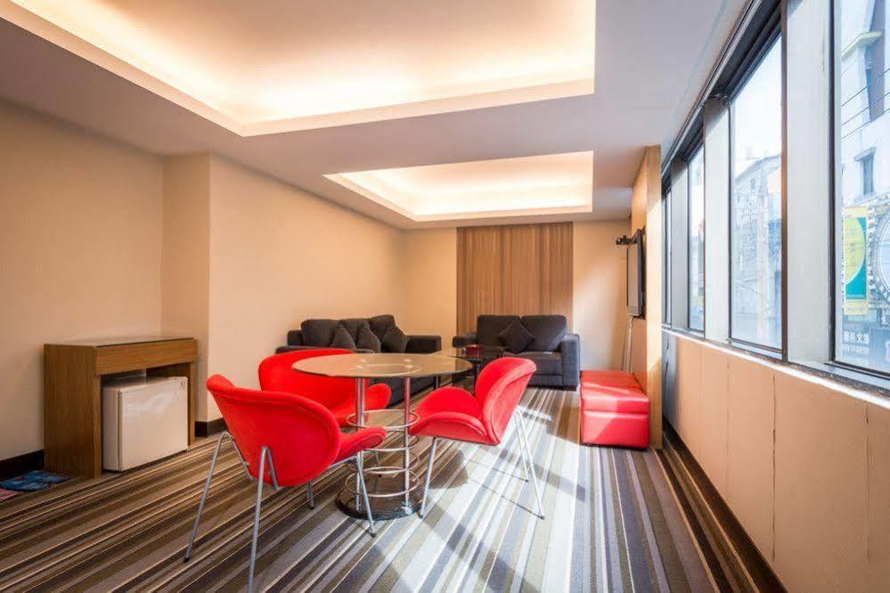 Country Garden Hotel Chiayi City Exterior foto