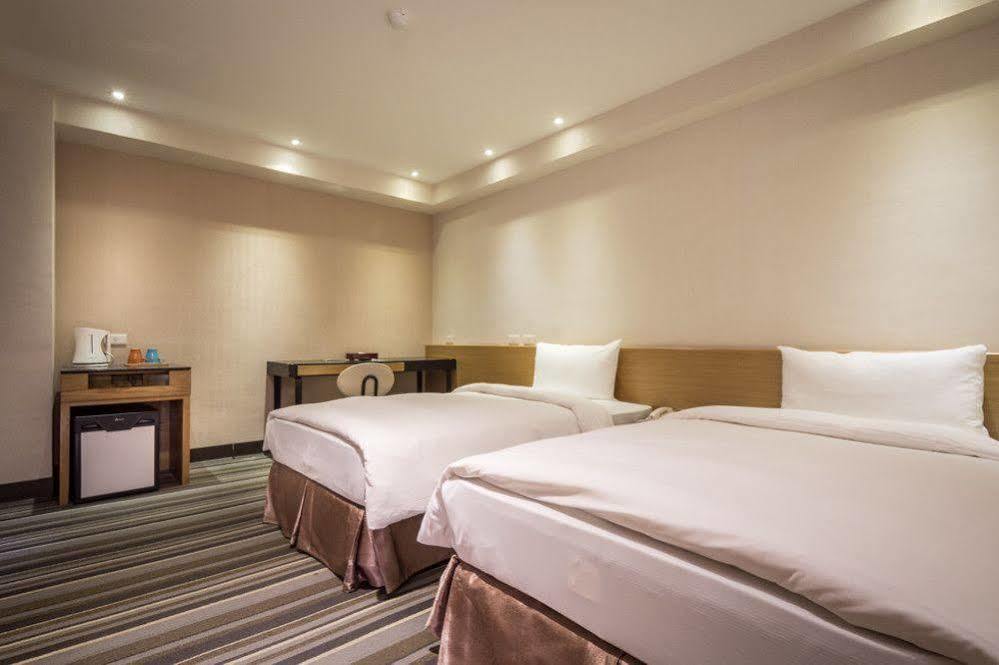 Country Garden Hotel Chiayi City Exterior foto