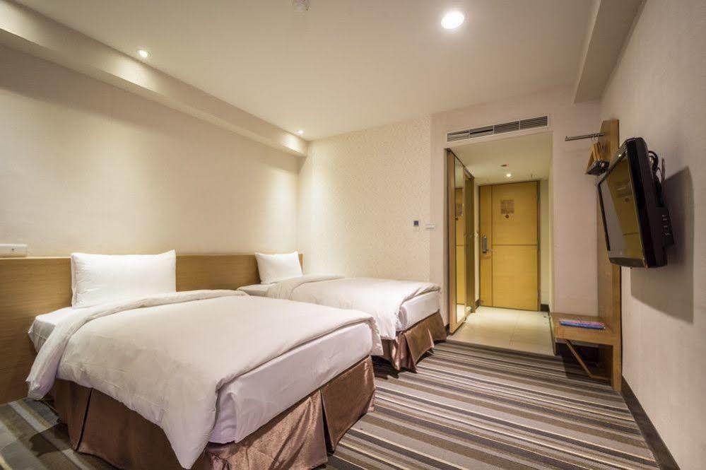 Country Garden Hotel Chiayi City Exterior foto