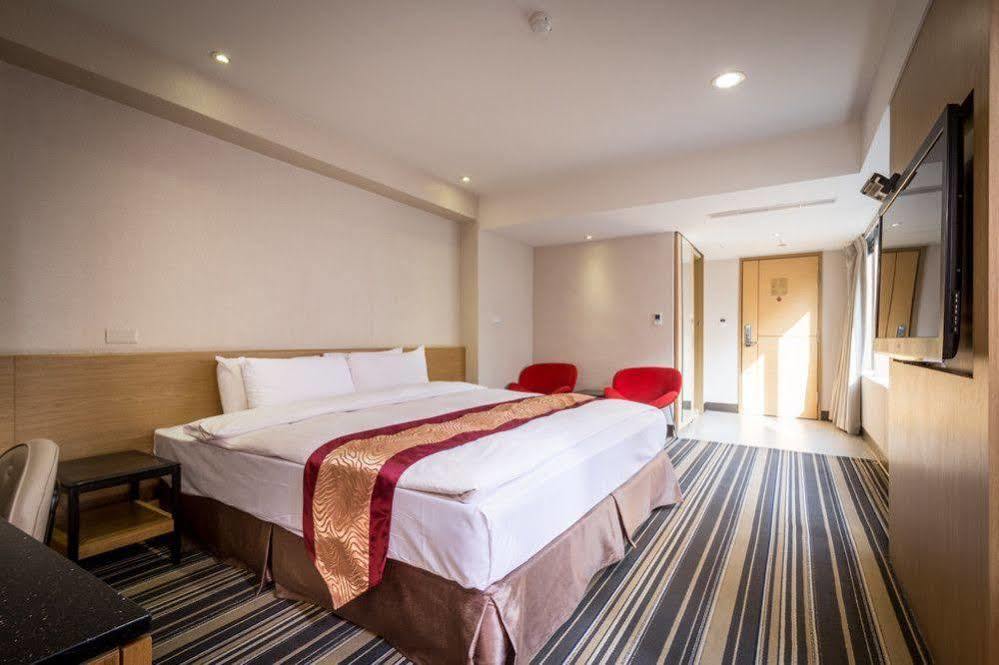 Country Garden Hotel Chiayi City Exterior foto