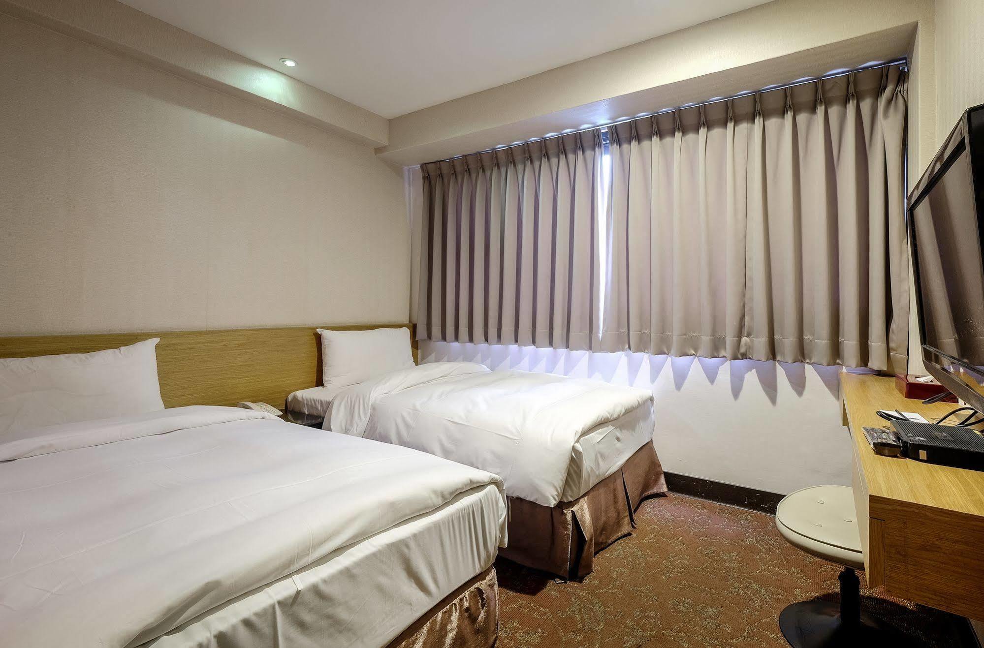 Country Garden Hotel Chiayi City Exterior foto